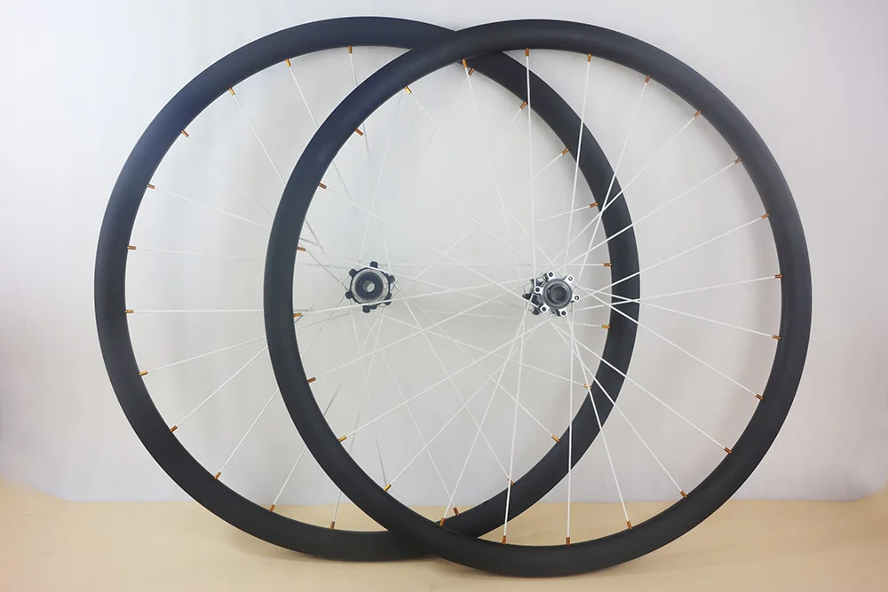 29er or 27.5er 650b mountain bike wheelset 30mm x 30mm straight pull XC