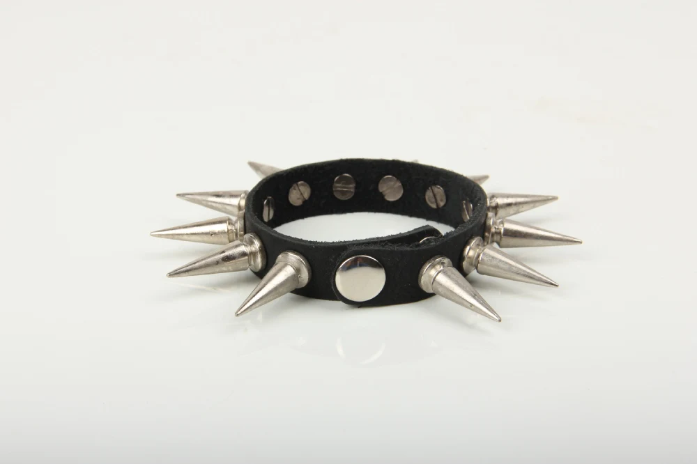 JINSE Лидер продаж Модный панк-рок уличный браслет с металлическими заклепками широкий кожаный браслет с шипами PSL325
