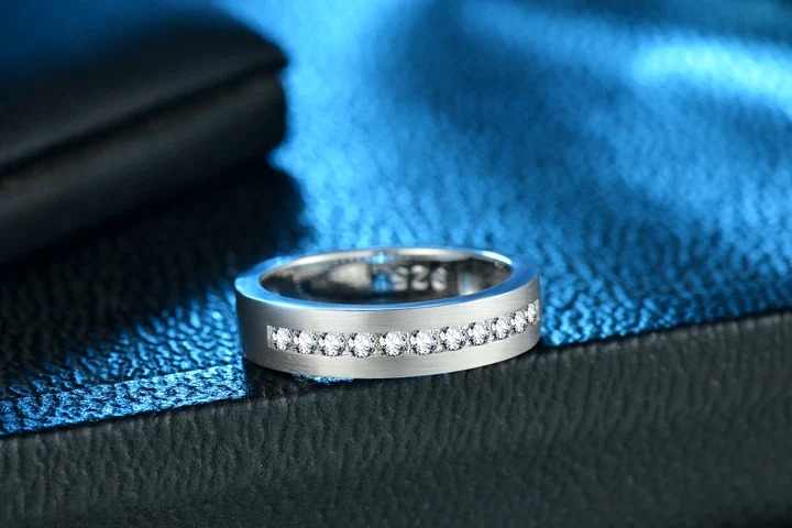 720 sterling silver wedding band 01