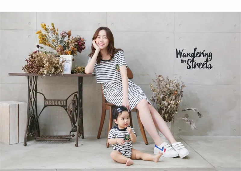 2018 New Summer Baby Romper+ Mom Dresses Parent&Child Cloth Set Korean Casual Knee-Length A-Line Striped Dress White,Blue Color05