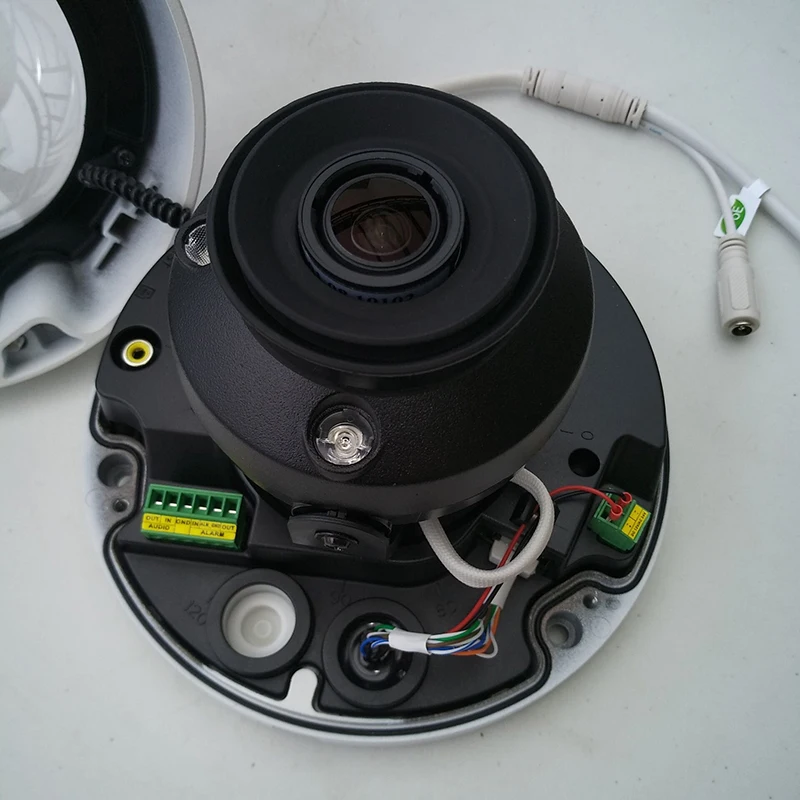 Perfect Dahua 8MP IP camera IPC-HDBW5831E-ZE WDR Network h.265  IR50m PoE+ 2.7mm ~12mm motorized lens IK10 Micro SD memory 128GB IVS 3