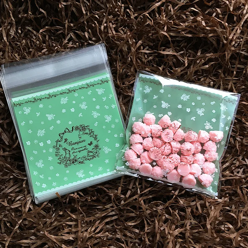 Plastic Resealable Biscuit Bags Pig And Rabbit Self-Adhesive About 100pcs