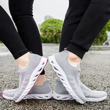 Summer Casual Couples Sneakers Women Mesh Breathable Jogging Flexible Sole Shoes Men/women Outdoor Comfortable Shoes Zapatillas