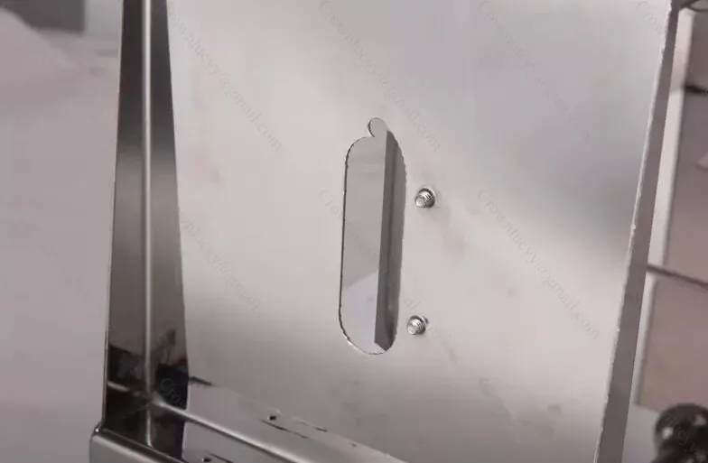 1 (21)