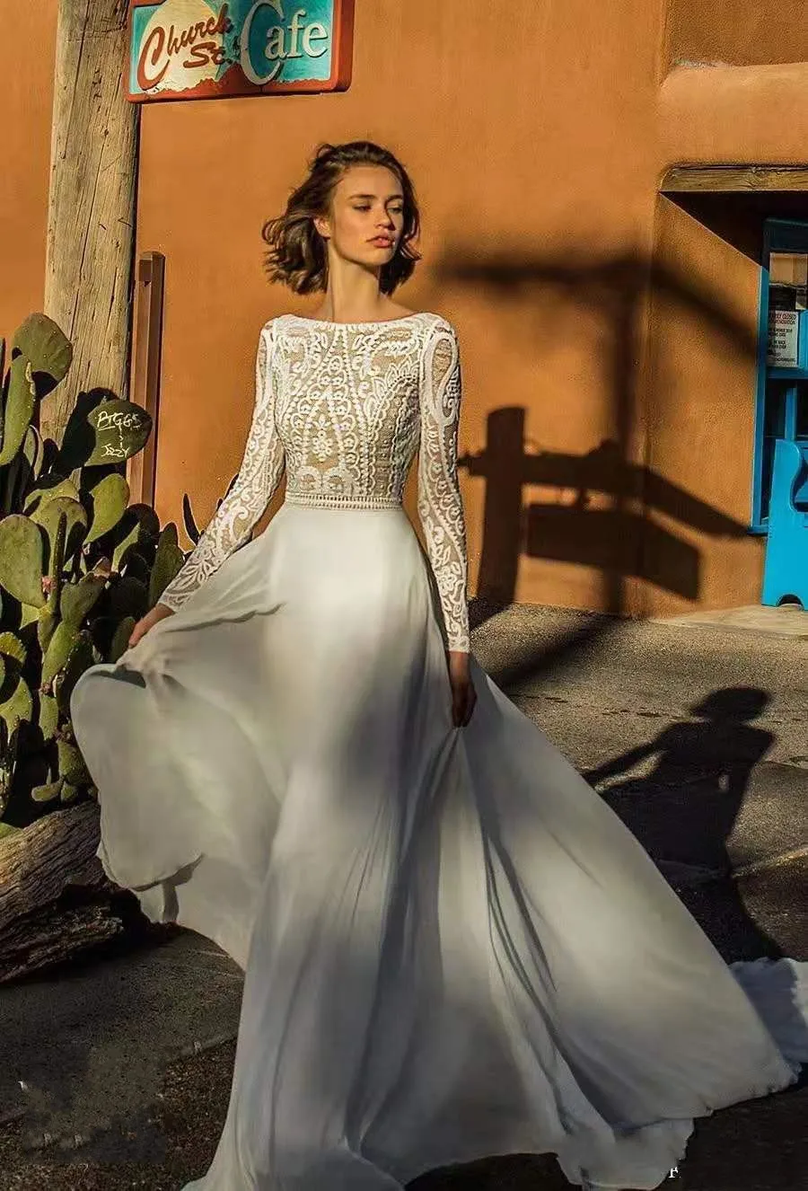 

New Arrival Lace Long Sleeve Boho Wedding Dress 2019 Sexy Backless Chiffon Beach Wedding Gowns Vintage Vestido de Noiva