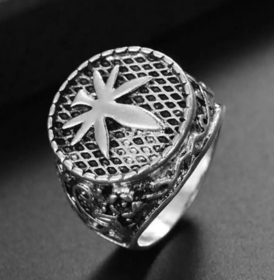 

Fashion Personality Unisex Stainless Steel Maple Leaf Ring Creative Simple Ring Silver Maple Leaf Ring 8-11