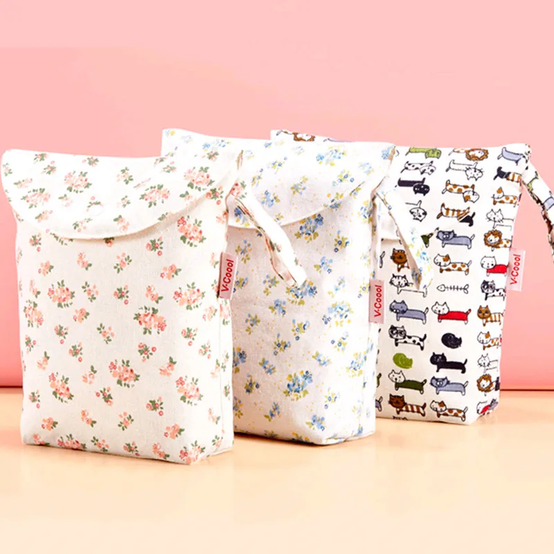 

Multifunctional Wet Dry Bag Cloth Diaper Wet Storage Bags Baby Nappy Bags Reusable Fashion Prints Stroller Travel Handle Wetbags