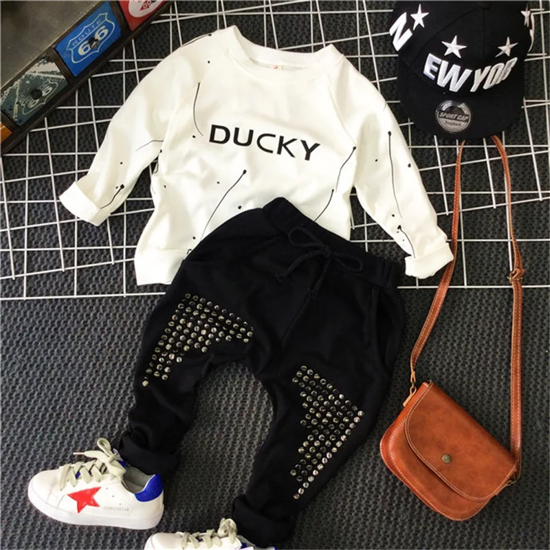 2 ピースボーイズファッション衣料品セット春秋のボーイカジュアル服子供白文字印刷パーカーと黒ジーンズセット赤ちゃん 服セット Aliexpress