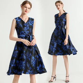 

womens Skater party dress runway 3D Flower Jacquard Fabric sleeveless 2019 belt slim A-line Designer Casual Swing office dresses