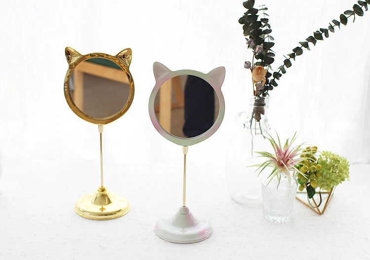 Espelho de Vaidade Espelho de Maquiagem Dropshipping por Atacado Originalidade Adorável Kitty Bancada Princesa Cômoda Menina Prop Exibição 9 Espelhos para maquiagem