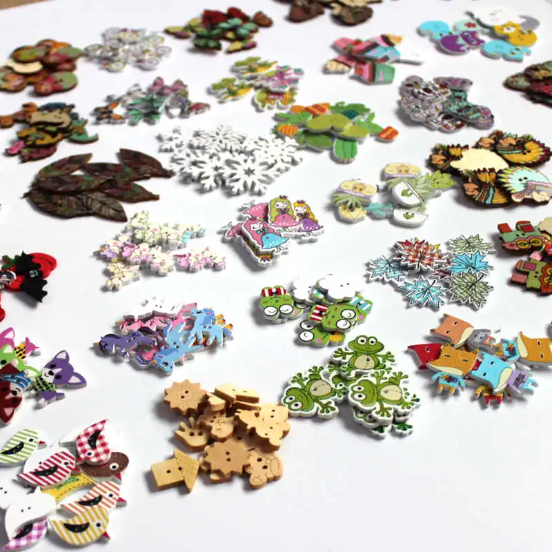 

Mix 30-50pcs 2 Holes Randomly Wooden Button mix Style Pattern Scrapbook Craft Buttons Garment Botoes Accessories L-4