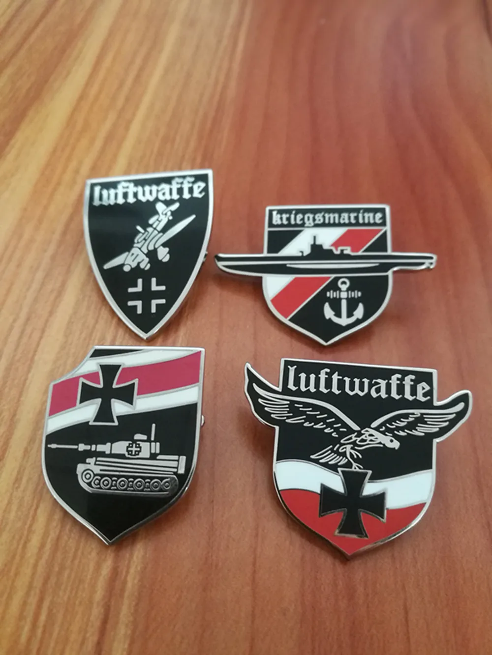 

Lof of 4 ww2 wwii German Tank PzKpfw VI Tiger Empire Eagle Emblem luftwaffe air force stuka junkers ju 87 pin badge U Boat