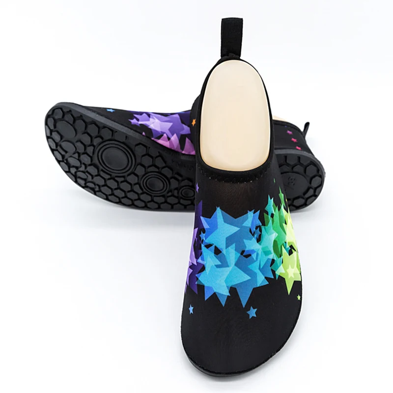 

Hot Sale Water Shoes Men Women Aqua Beach Shoes Colorful Stars Style Sneakers Breathable Lightweight Swimming Diving Socks