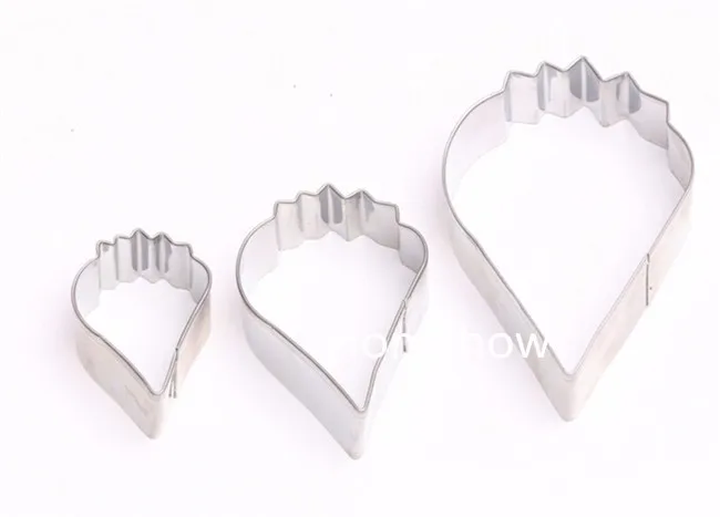Small Peony Cookie Cutter 2 2