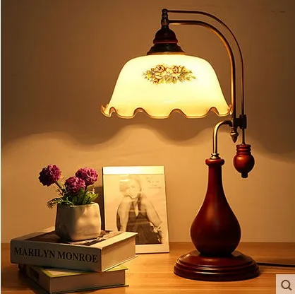 country bedside lamps