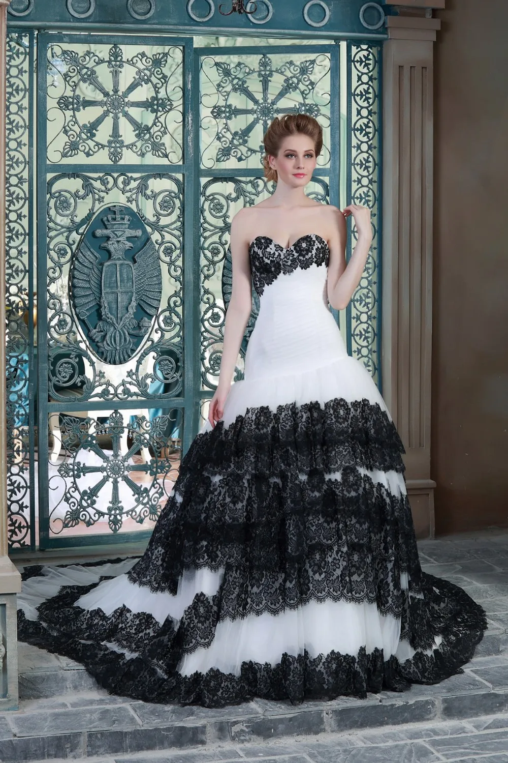 Vintage Gothic Black And White Mermaid Wedding Dresses 2016 1950s Non