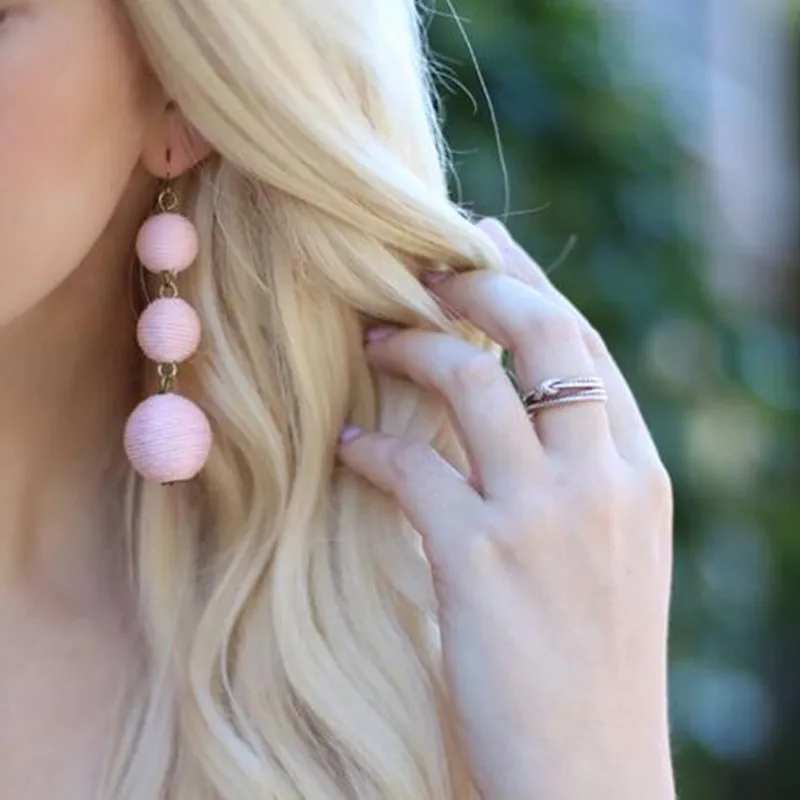 

Statement Earrings Ball Pendant Pom Pom Long Drop Earrings for Women Fashion Party Earring Jewelry Wholesale ET367