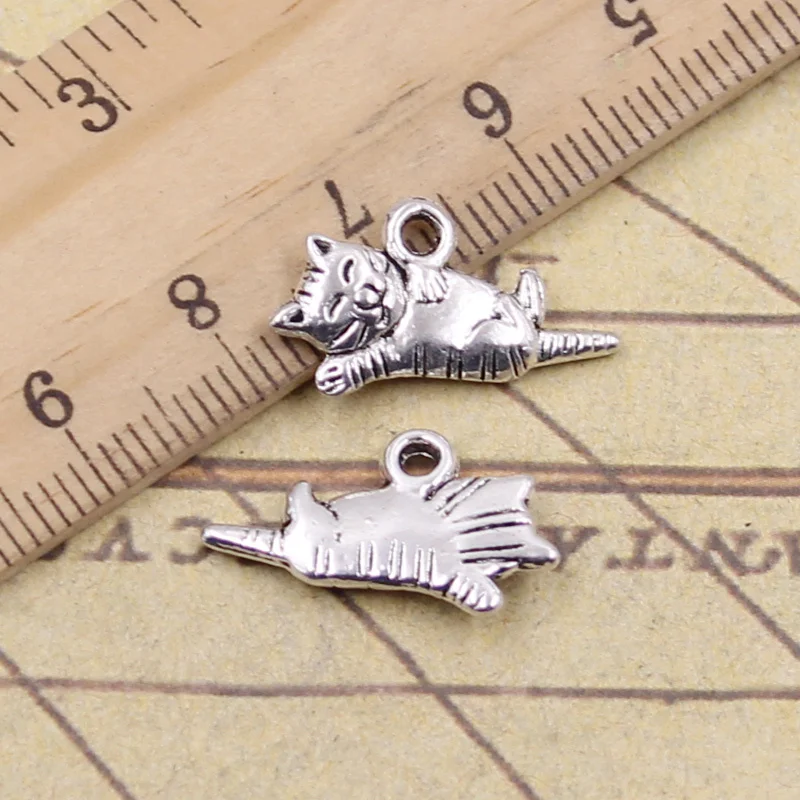 

15pcs/lot Charms lazy cat 20x12mm Antique Silver Pendants Making DIY Handmade Tibetan Silver Finding Jewelry for Bracelet