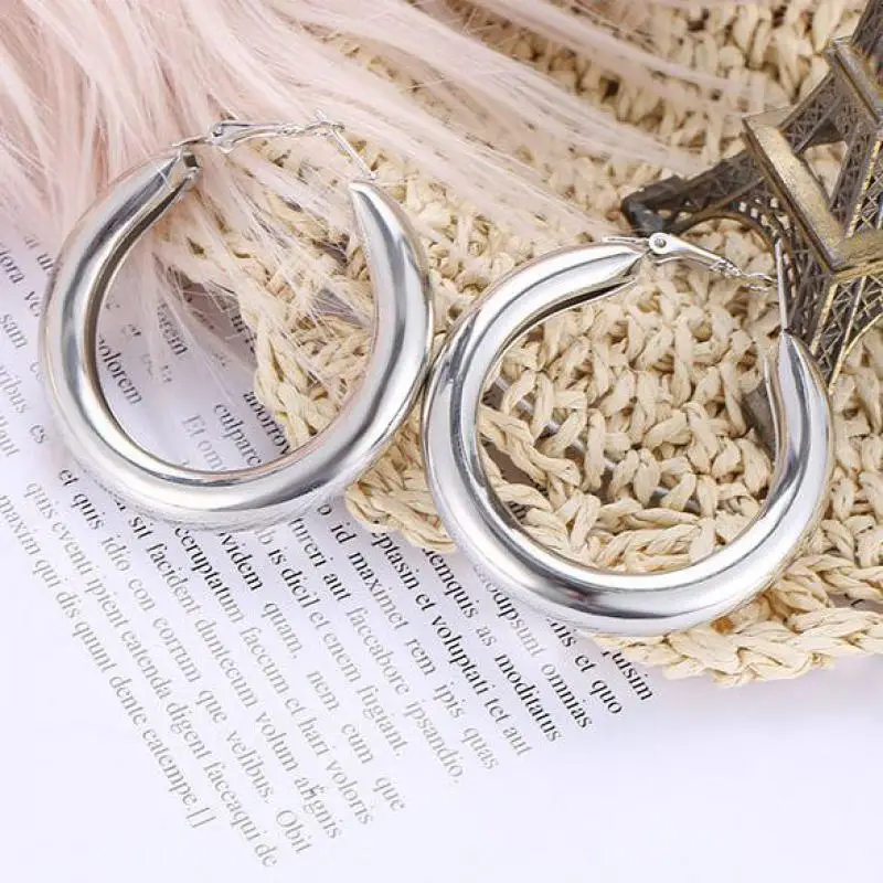 

Big Hoop Earrings For Women Office Lady Wild Jewelry Earing Gold Silver Color Exaggerated Circle Earrings Brincos Oorbellen M271