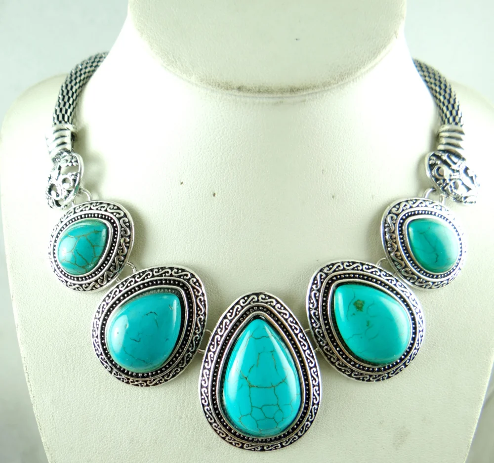 

Natural Handmade stone Gem Jewellery Necklace R1