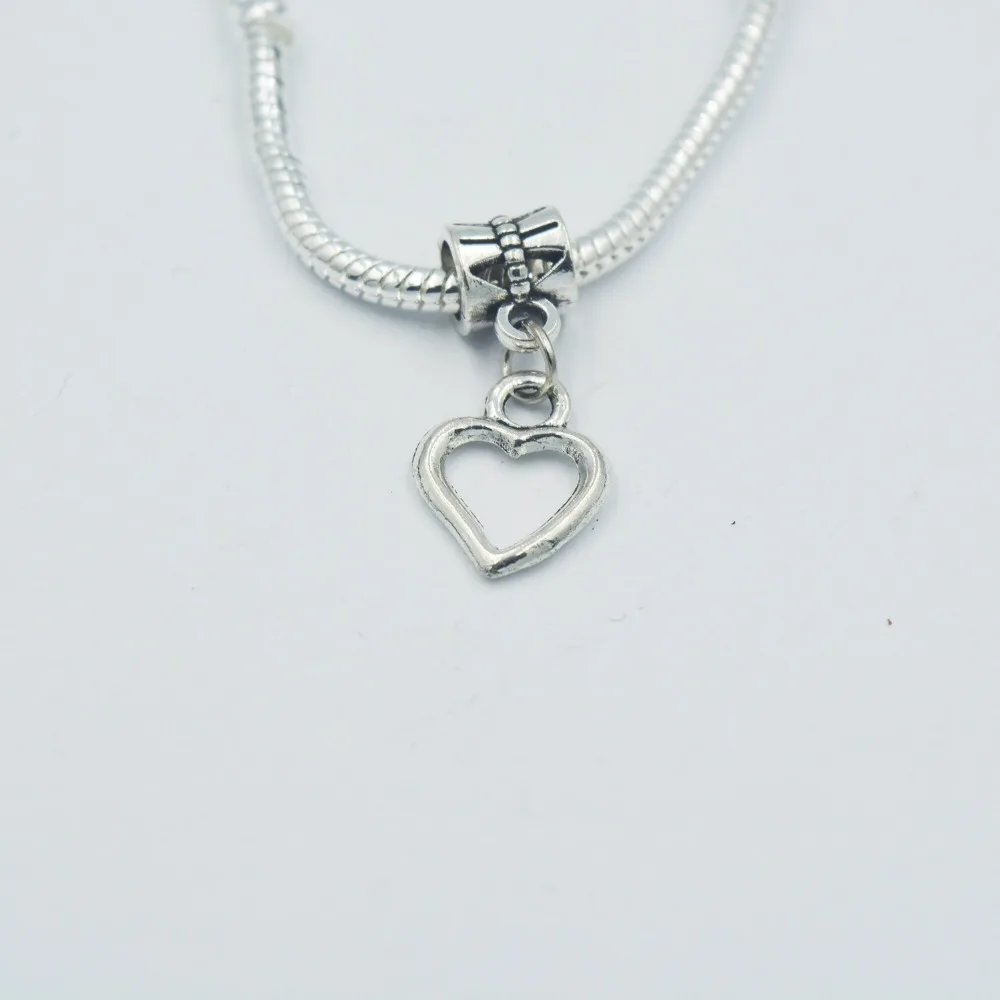 

Hot sell 70pcs wholesale metal Tibet Silver Pendants Heart Charms For European Bracelets