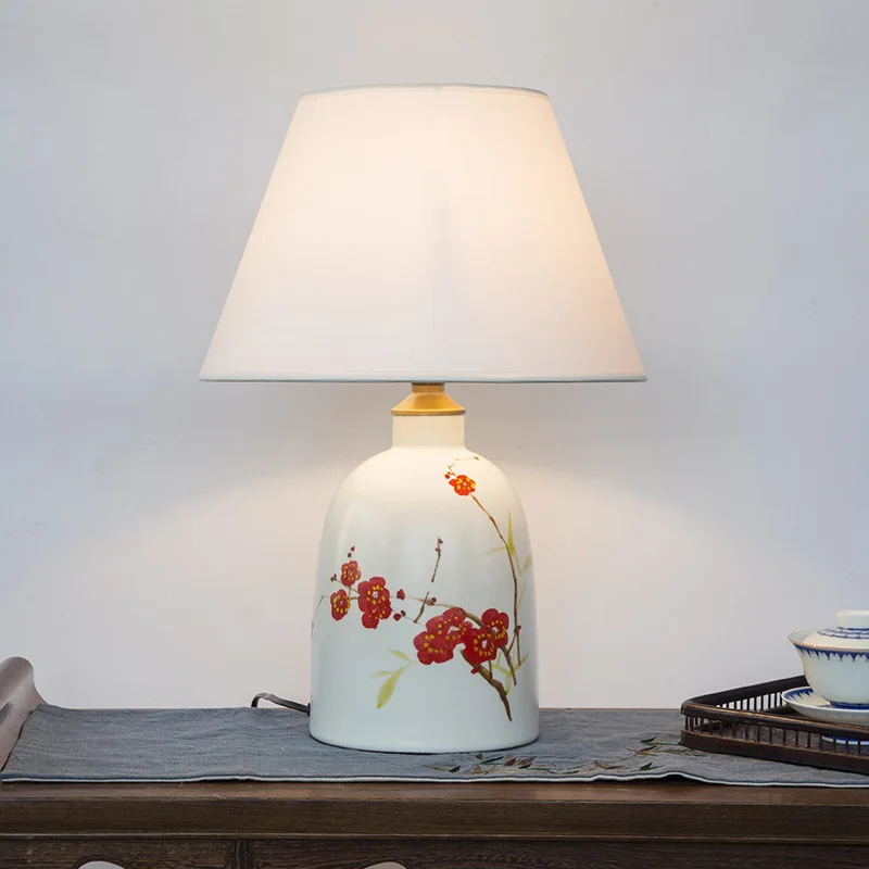 China Antique Living Room Study Retro Vintage Table Lamp Porcelain Ceramic Table Lamp wedding decoration office table lamp (1)
