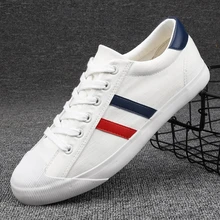 New Canvas Shoes Men White Sneakers Casual Flat Lace-up Adult Male Tenis Footwear Breathable Soft Retro Classic Round Toe Shoes New Canvas Shoes Men White Sneakers Casual Flat Lace-up Adult Male Tenis Footwear Breathable Soft Retro Classic Round Toe Shoes