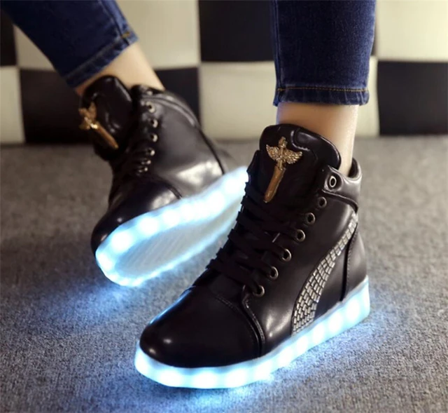 Luz hasta Las Mujeres zapatos tenis de Moda led LED de Alta Top Zapatos Cruzan Las Mujeres zapatillas deportivas mujer Coloridos Zapatos _ - AliExpress Mobile