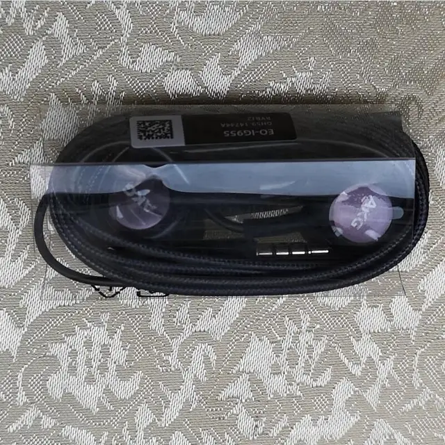 Samsung Earphone EO-IG955 Wired Headsets 1.2m with Mic 3.5mm In-Ear Stereo Sport Headset for Smartphone/PC/Laptop Galaxy S8 S9