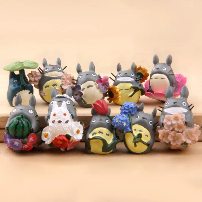 

Miyazaki hayao cat's desire to appreciate the numerous branches of flowers and various kinds of totoro toys children's toys