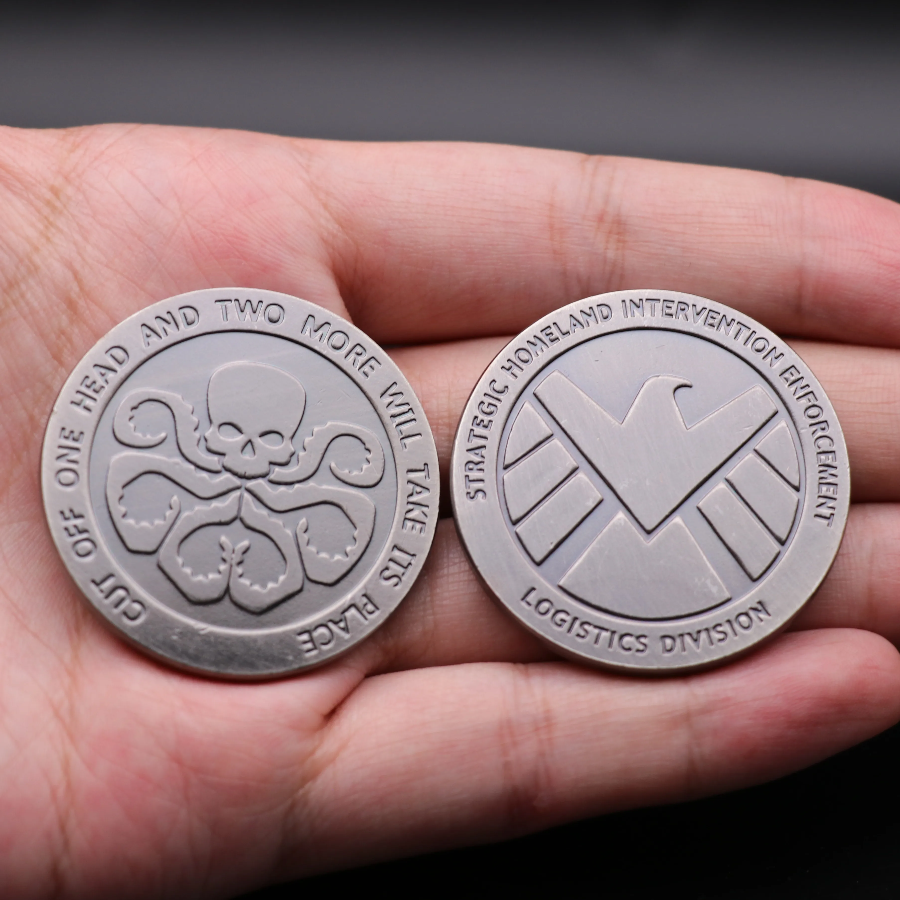 New Movie SHIELD Cosplay Badge Coin The Avengers Hydra Commemorative Coin Fancy Funny Christmas Gift Metal 4CM Decision Coin