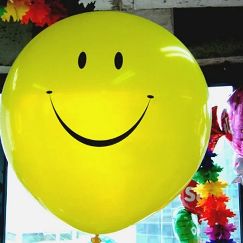 Улыбка шаров. Воздушный шарик с улыбкой. Шарик улыбается. Воздушные шарики улыбаются. Шары с улыбками.