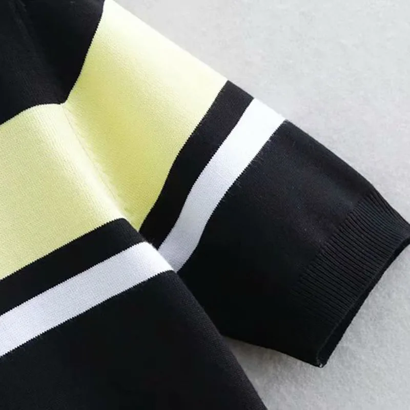 Spring Female Pillovers Sweater Stripe O-Neck Coat Short Casual Women Half Knitted Thin Jacket Female Outerwear Sweater Tops Spring Female Pillovers Sweater Stripe O-Neck Coat Short Casual Women Half Knitted Thin Jacket Female Outerwear Sweater Tops
