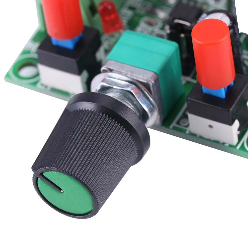 Regolatore di Velocità del Motore CC Scheda del Regolatore di Velocità del Generatore di Segnali a Impulsi PWM Dimmer Regolatore di Tensione CC 15-160 V/5-12 V Controller del Motore Passo-passo Regolatore di Velocità del Motore CC Scheda del Regolatore di Velocità del Generatore di Segnali a Impulsi PWM Dimmer Regolatore di Tensione CC 15-160 V/5-12 V Controller del Motore Passo-passo