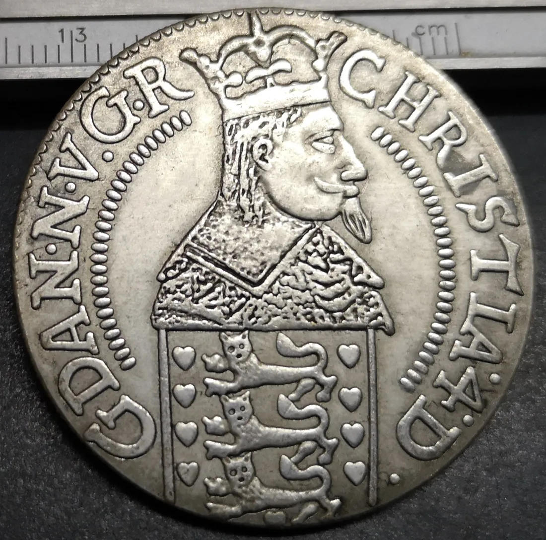 1642 ДАНИЯ 8 Skilling Lybsk-Christian IV(тип 2) Посеребренная копия монеты