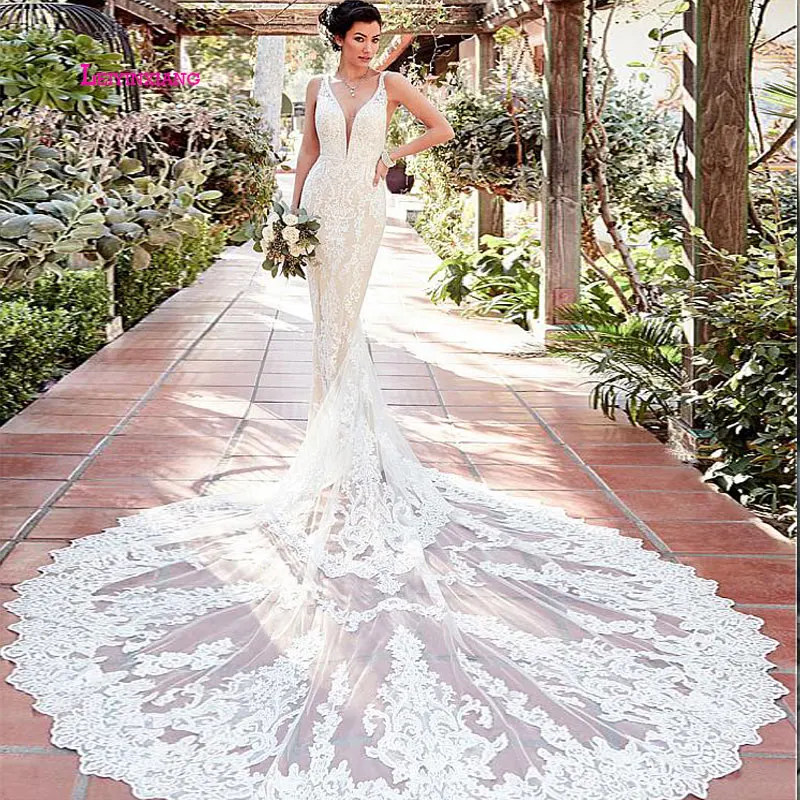 

LEIYINXIANG New Arrival Bride Dress Luxury Wedding Dress Vestido De Noiva Sereia Robe Sexy Mermaid Appliques Backless V-Neck