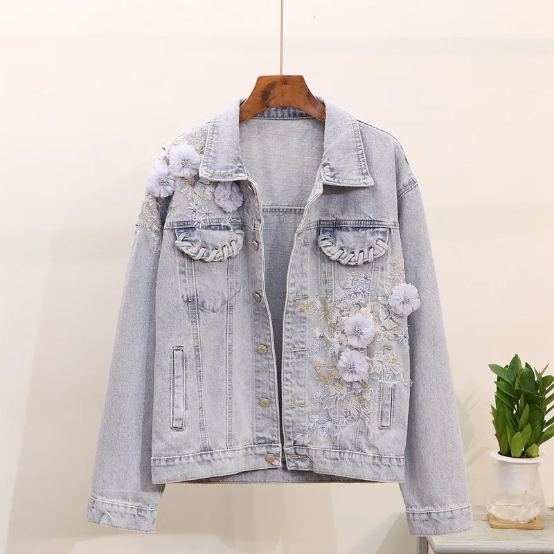 

2019 Spring Women Denim Jacket Coat Flower Embroidery Patch Women Outwear Abrigo Mujer Big size Women Chaquetas Mujer Denim Coat