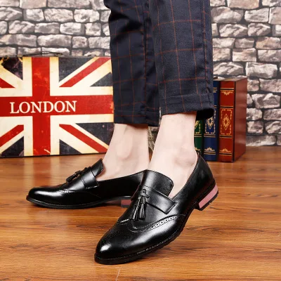 Apontou Sapatos Retro Homens Moda red Black Pés Vento Britânica Único Casuais Masculinos 2018 Dos De brown Couro Novos Vestido Macio wSq0nPt