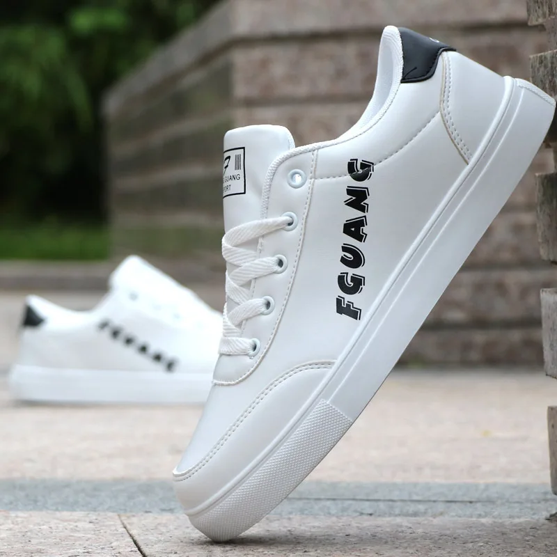 

2019 Spring White Men Shoes Man Casual Shoes Lace-up Comfortable Wear resistant Fashion Wild Flat Sneakers Leisure Male Shoes