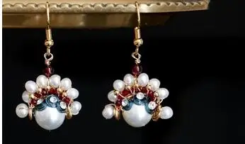 

Women Wedding Party Jewelry Designer's Facebook Earrings Female Natural Pearl Pearl Pearl Short Personality Creative Earring