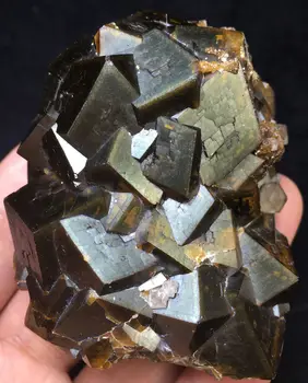 

261g New Find Raw Natural Garnet crystal specimens FROM INNER MONGOLIA ramadan gifts