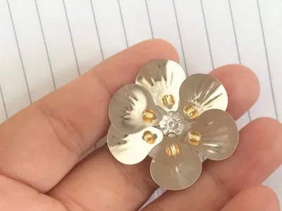 25 gold Многоцветная Оболочка из бисера цветок патч одежда шляпа сумка обувь украшение аппликация патч аппликация DIY аксессуары - Цвет: 25 gold