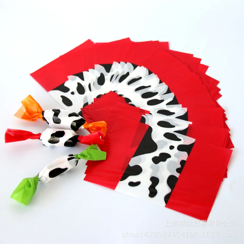 

50Pcs Kawaii Cow Pattern Nougat Wrapping Paper Cute Handmade Candy Packing Bags Gift Wrappers Oil Paper For Wedding Party Decor
