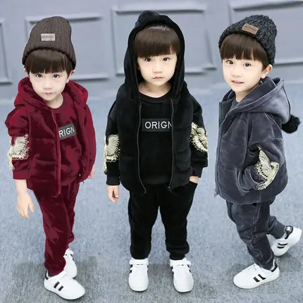 

Children's golden fleece set hoodie three-piece set 2018 new autumn and winter boys' autumn and winter wear with fleece and thic