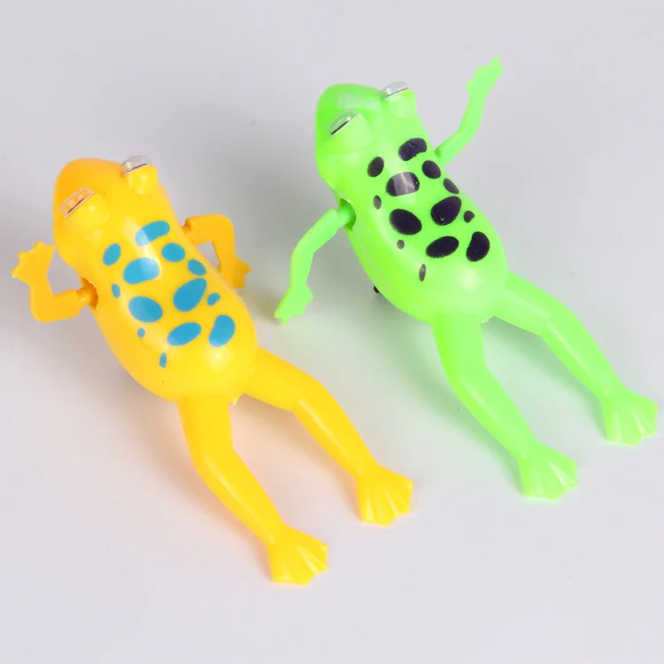 

Upper Chain Swimming Frog Winding Frog Upper Chain Winding Water Playing Animal
