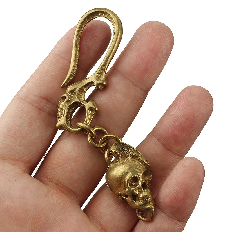 

Vintage Brass Skull Keychin Lizard Key Ring Outdoor Camping Small Tool Punk Style Lizard Accessories