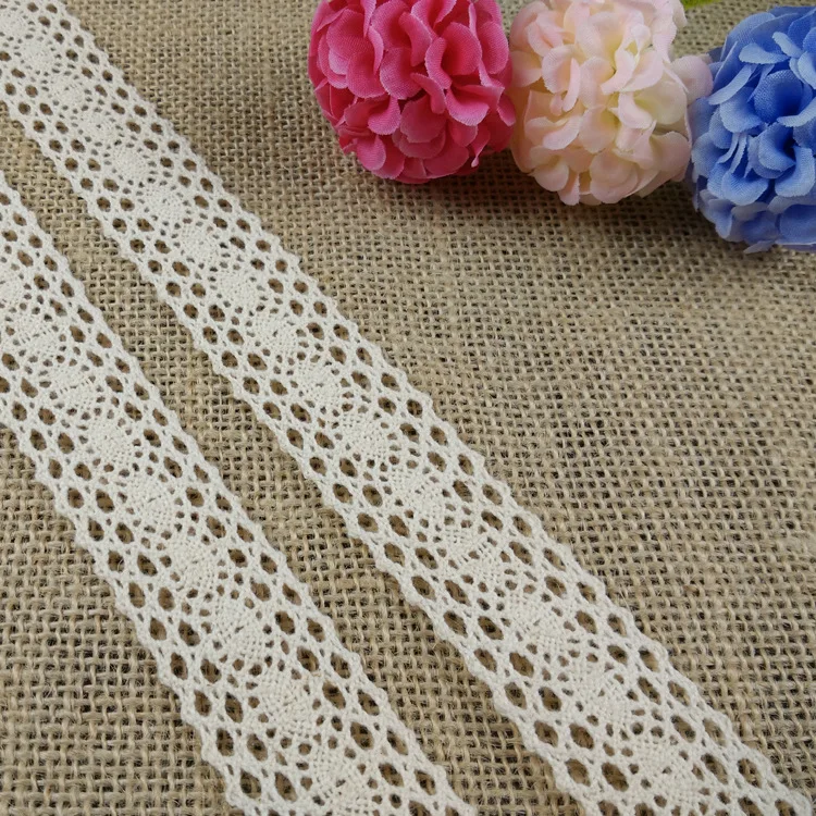 100 Cotton Lace Fabric Furnishing Warp Knitting Embellishments For