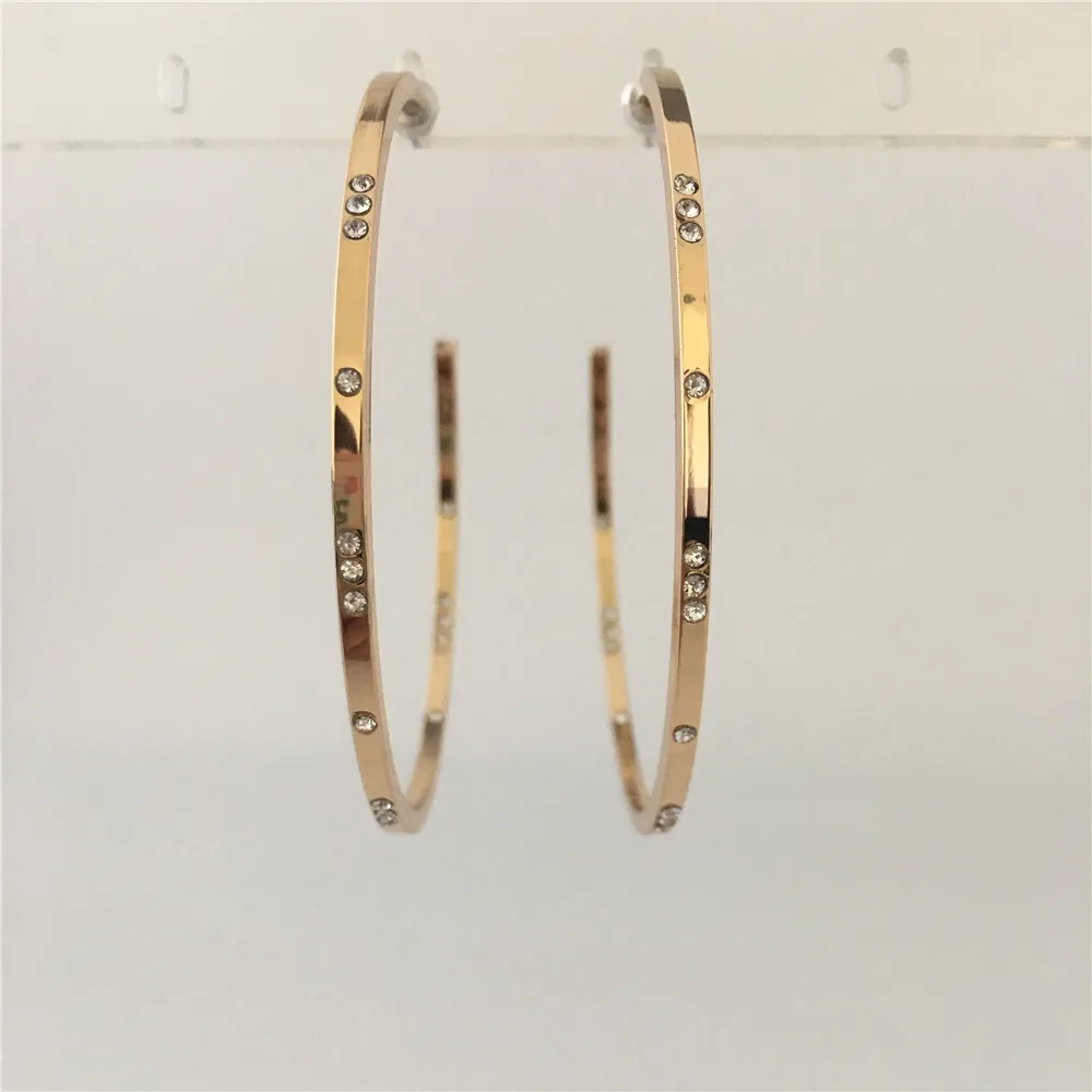 TRENDY WOMEN EARRINGS GOLD COLOR PLATING MEDIUM SIZE HOOP WITH STONE