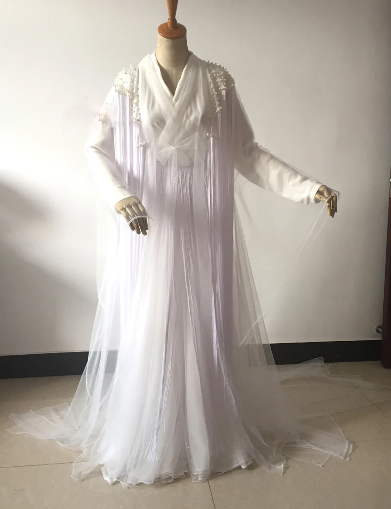 

3 Designs Red Embroidery Bai Qian Fairy Women's Costume Forever Love in Ten Miles of Peach Blossom Bushes TV play costume