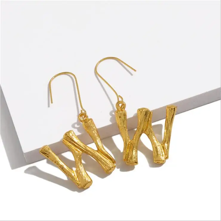 

Exaggerated Fashion 26 Letter Alphabet Hook Earrings Female Creative Personality Party Dress Accessories KN082